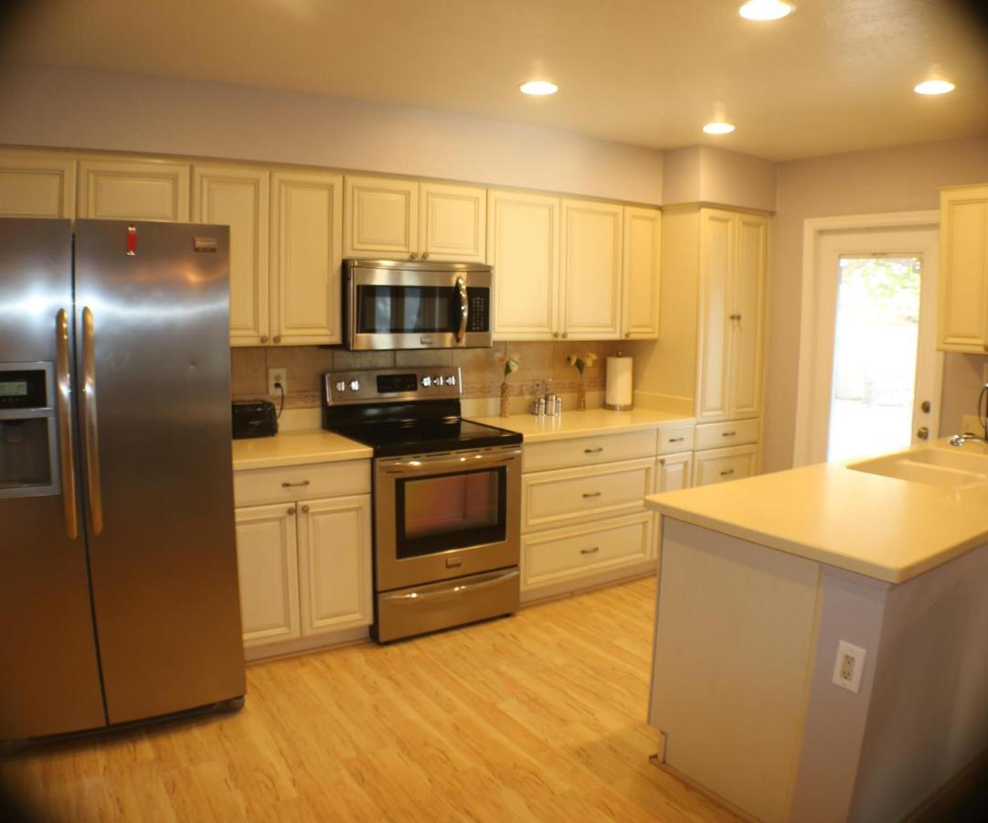 Tempe Escape With Heated Pool, Billiards & Firepit Fun别墅 外观 照片